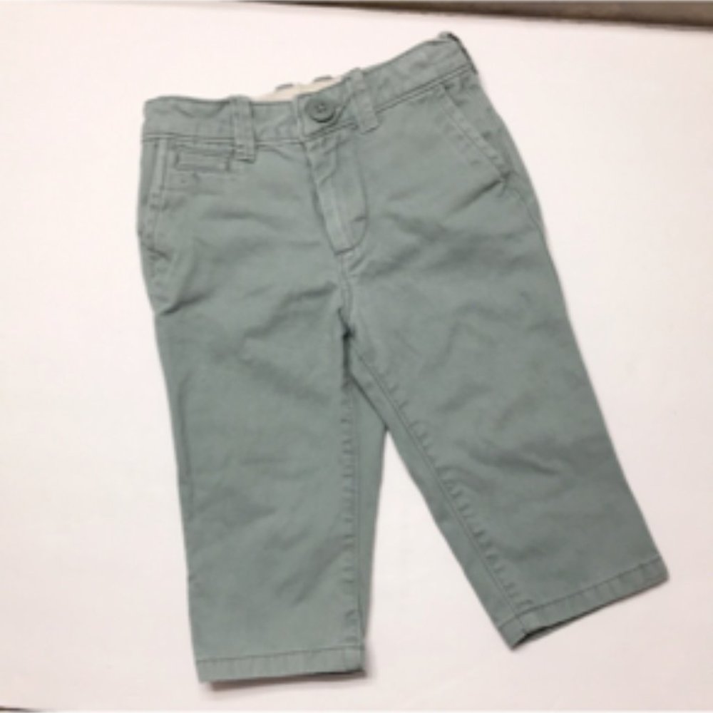 4/$20 Baby Gap green chinos 12-18 months xox